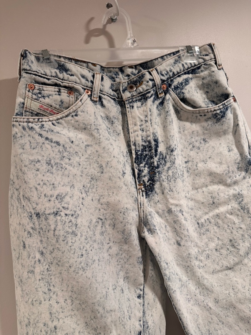 Bugle Boy Men’s Acid Wash Jeans  
32x34 - Picture 5 of 14